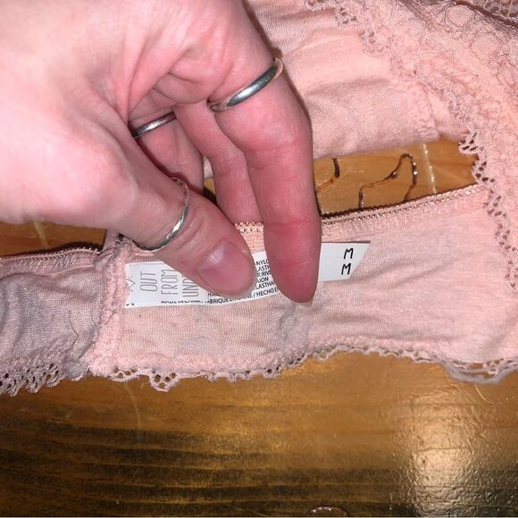 Urban Outfitters Lace Bralette Medium - Picture 3 of 3